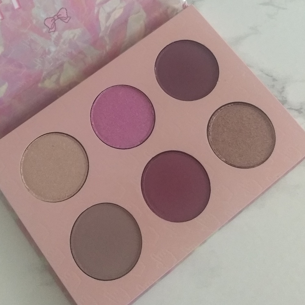 COLOURPOP Pretty Much Palette - BNIB